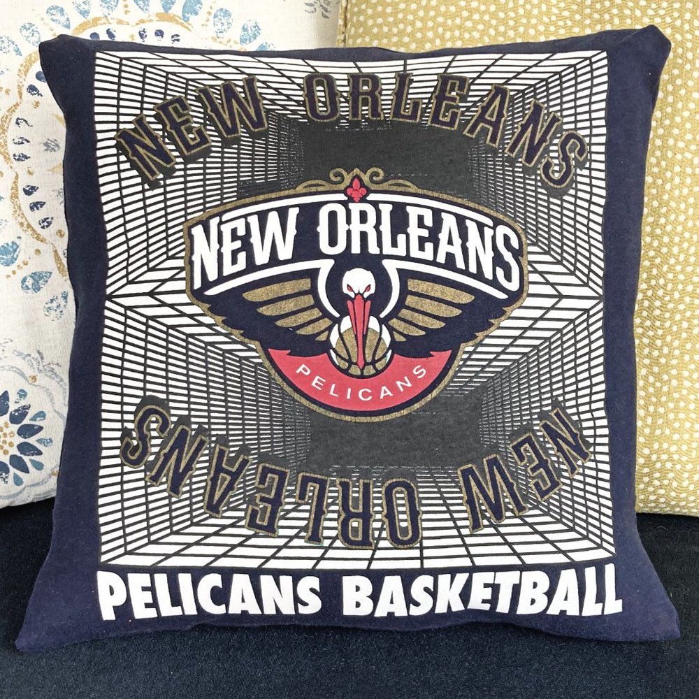 New Orleans Pelicans NBA 16X16 retro sports T-shirt THROW PILLOW COVER